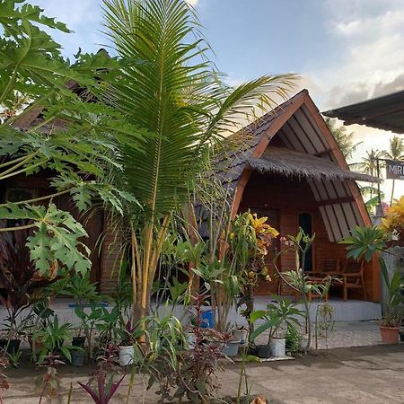 Mirna Homestay Gili Air Exterior foto