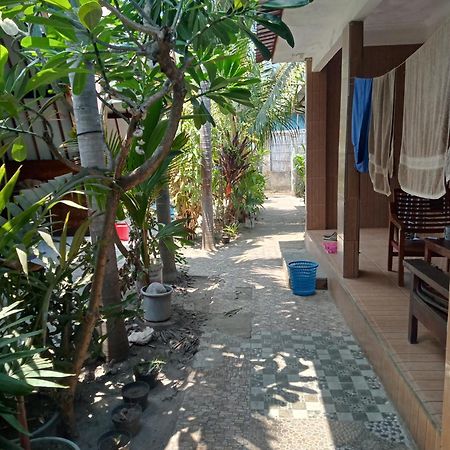 Mirna Homestay Gili Air Exterior foto