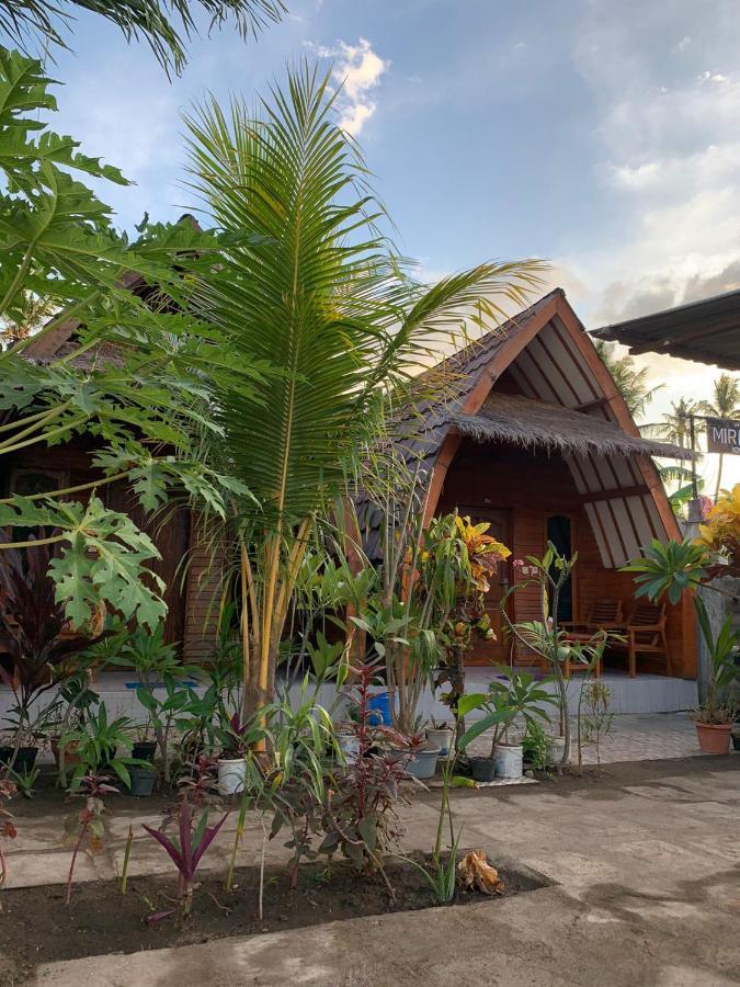 Mirna Homestay Gili Air Exterior foto