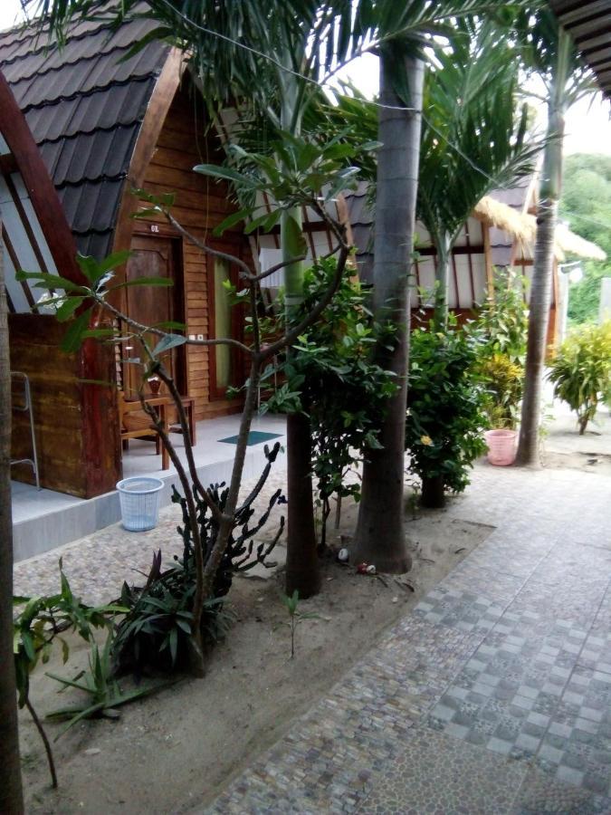 Mirna Homestay Gili Air Exterior foto